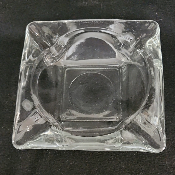 Vintage Clear Glass Ashtray - Picture 1 of 1